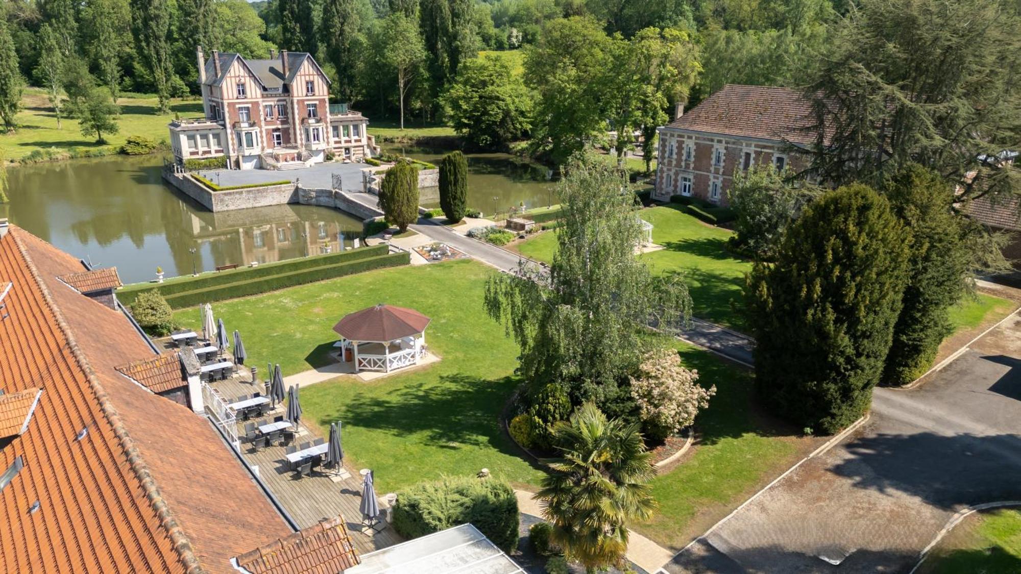 Chateau De Quesmy Exterior foto